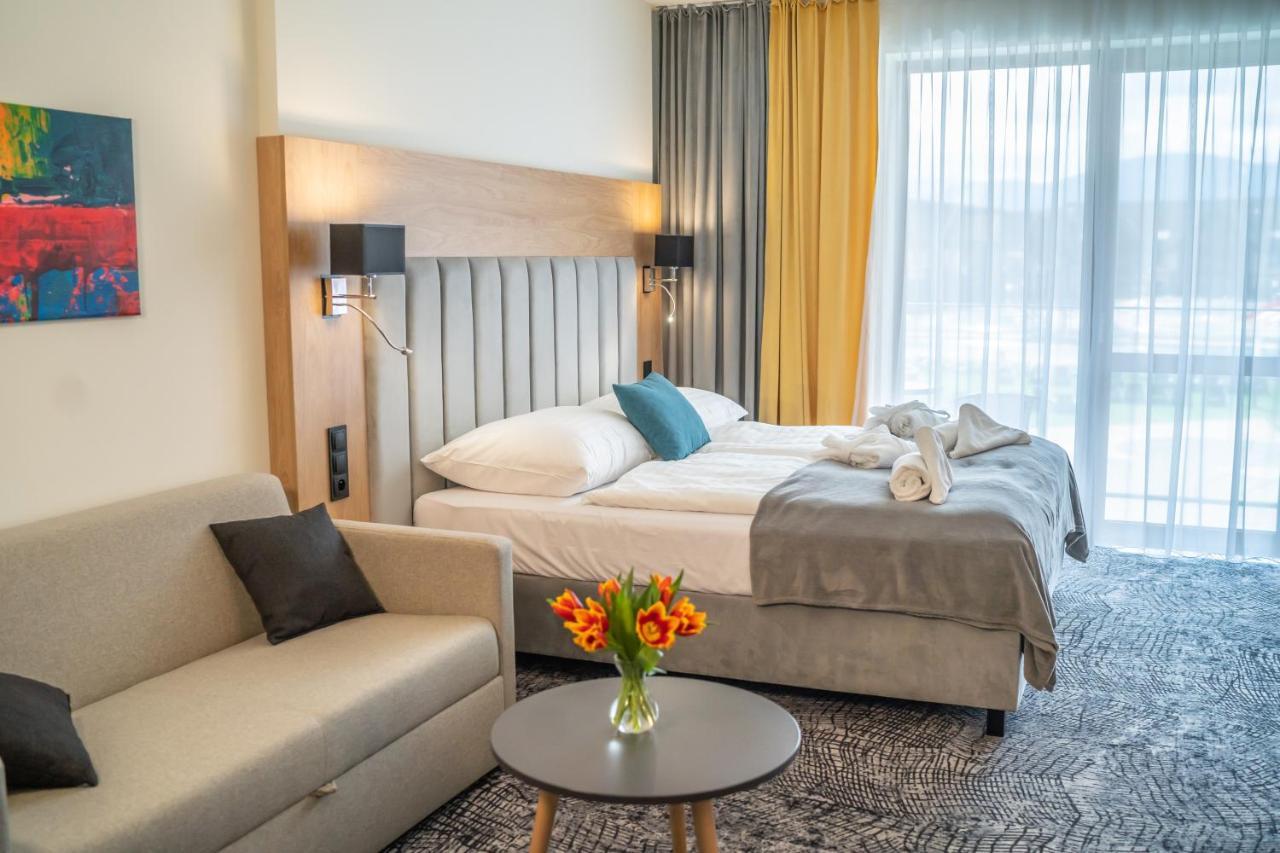 Lux Apartman V Hoteli Akvamarin Bešeňová מראה חיצוני תמונה