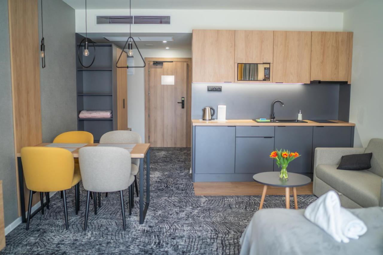 Lux Apartman V Hoteli Akvamarin Bešeňová מראה חיצוני תמונה